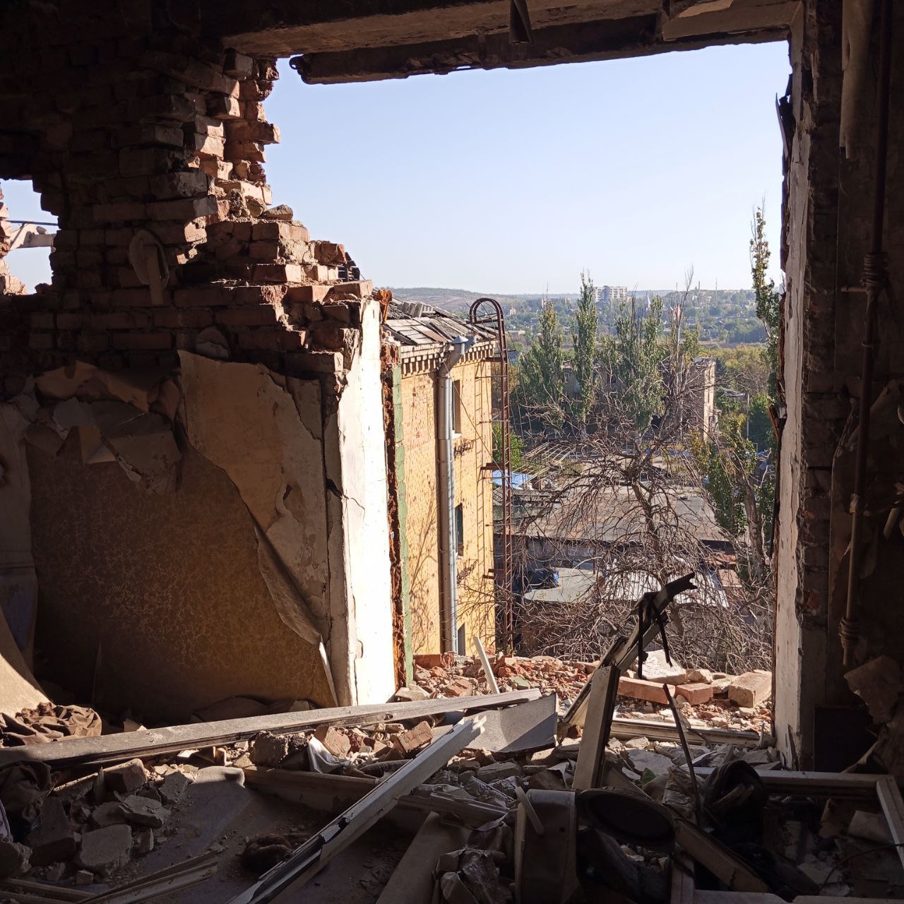 Фронтовые заметки. Бахмут. В Бахмут мы прибыли ранним солнечным утром Фронтовые заметки. Бахмут. В Бахмут мы прибыли ранним солнечным утром