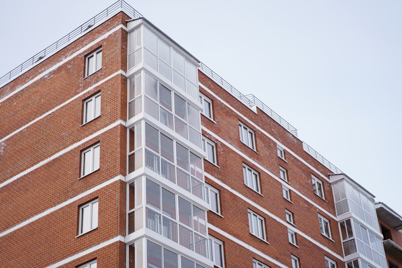 Служба потребрынка зафиксировала нарушения реализации алкогольной продукции в МКД