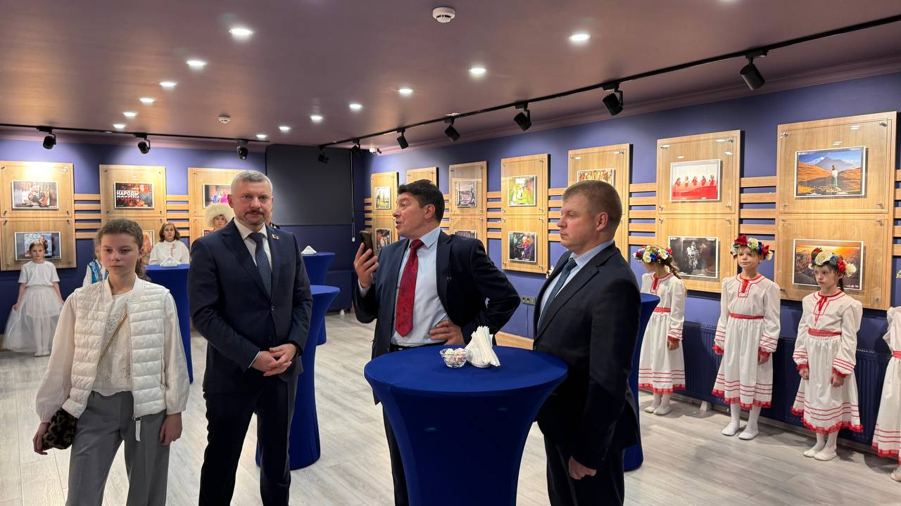 Сегодня в Русском Доме в Анкаре при участии Посольства состоялся праздничный концерт по случаю Дня народного единства Сегодня в Русском Доме в Анкаре при участии Посольства состоялся праздничный концерт по случаю Дня народного единства