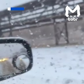 Снегопад накрыл Приангарье и Бурятию: самолёты не могут приземлиться, фуры не хотят ездить по скользким трассам