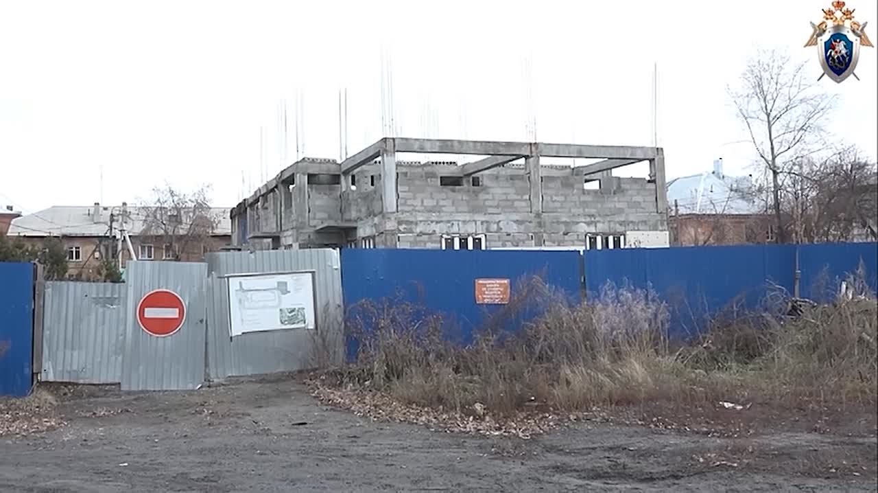 Депутат гордумы Усолья-Сибирского намошенничал на 59 млн с аварийным жильём и отправился под домашний арест