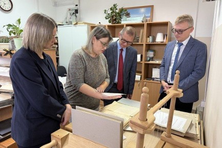 В иркутском архиве открылась выставка о меценате Иннокентии Сибирякове