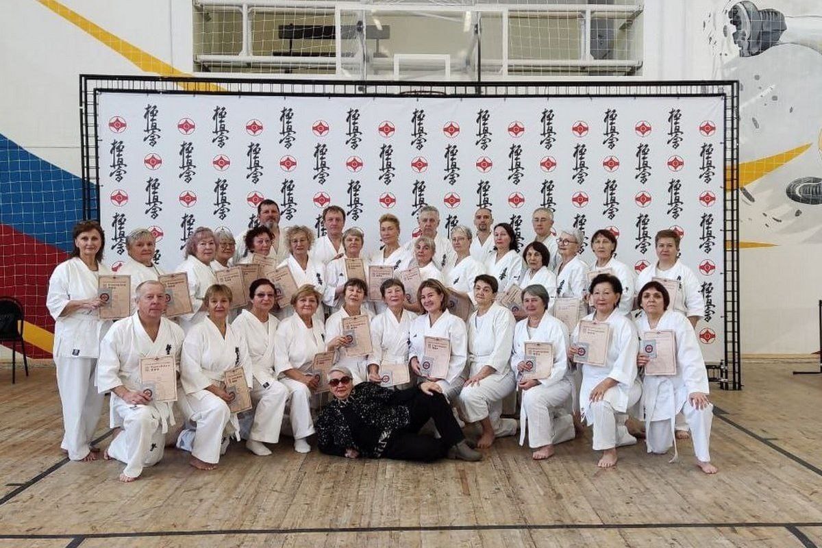 В Иркутске прошла первая аттестация по каратэ в рамках проекта «Активное долголетие – каратэ для старших возрастов» В Иркутске прошла первая аттестация по каратэ в рамках проекта «Активное долголетие – каратэ для старших возрастов»