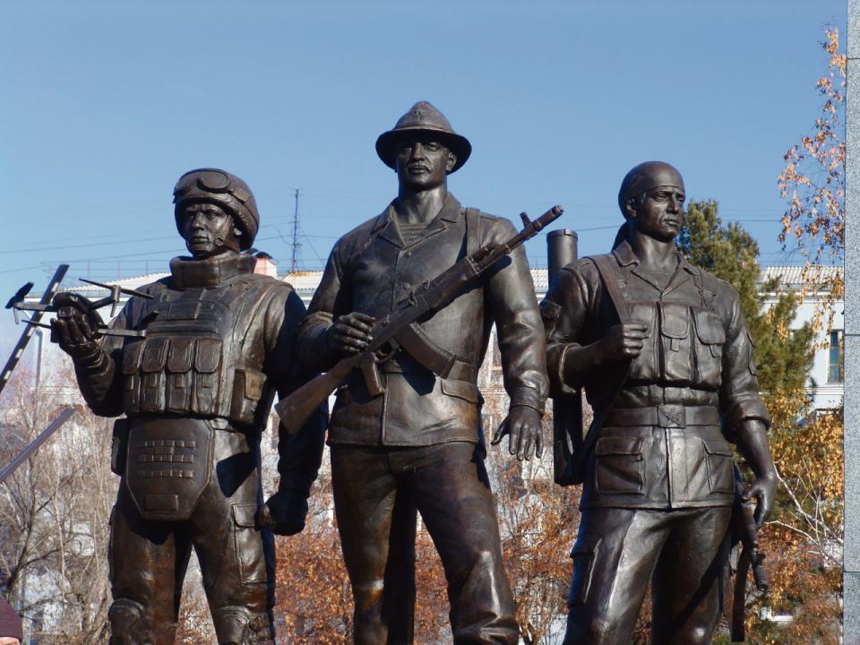    : 4 ,    ,          ,     ,        ...