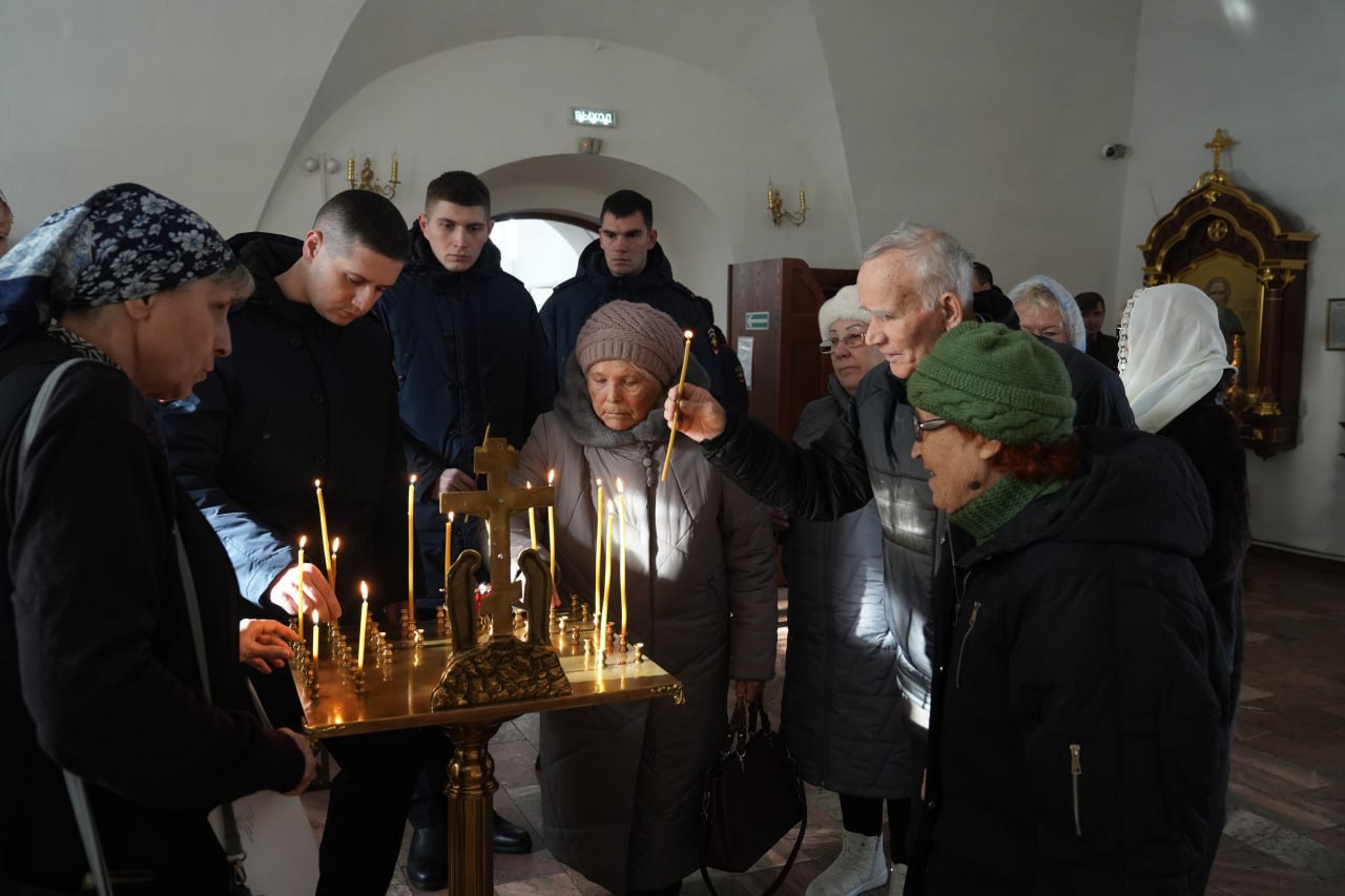 В Иркутской области прошли памятные мероприятия, посвященные дню сотрудников органов внутренних дел, погибших при исполнении служебных обязанностей В Иркутской области прошли памятные мероприятия, посвященные дню сотрудников органов внутренних дел, погибших при исполнении служебных обязанностей