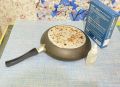 Эффективный способ вернуть сковороде идеальную поверхность: очищаем с помощью клея и антинакипина