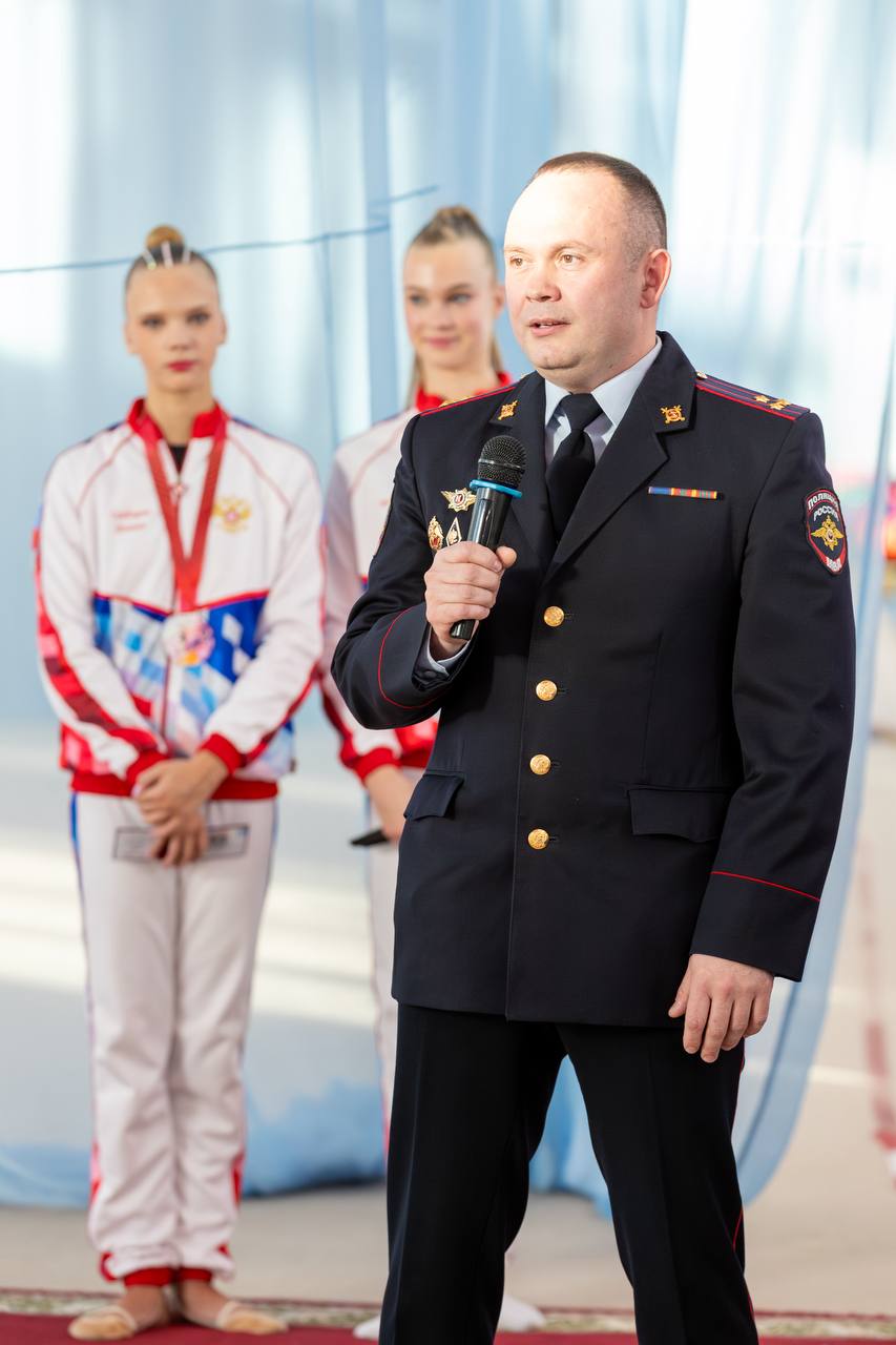 В Иркутске в честь дня сотрудника органов внутренних дел состоялись соревнования по художественной гимнастике В Иркутске в честь дня сотрудника органов внутренних дел состоялись соревнования по художественной гимнастике