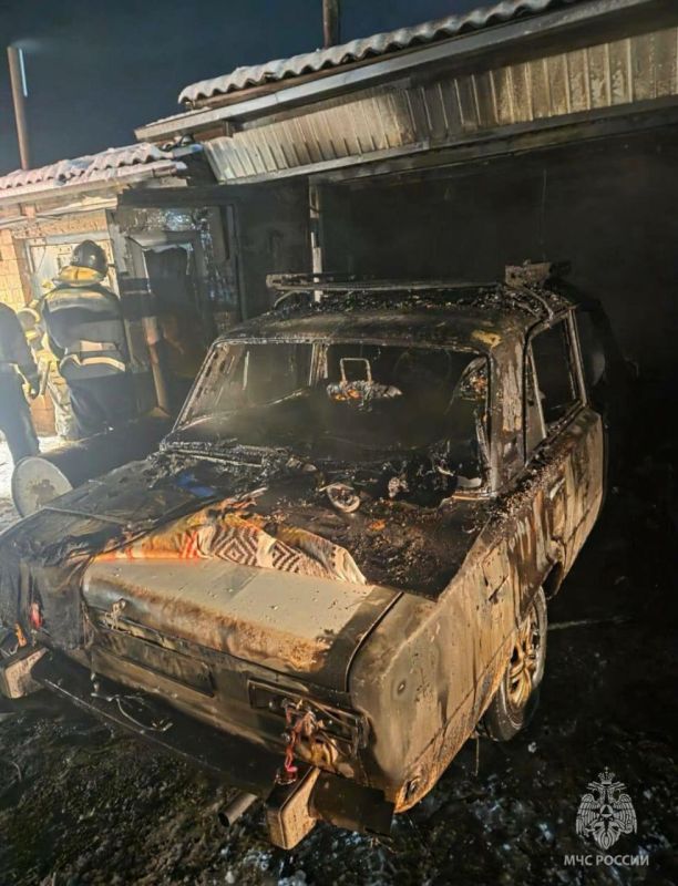 В Братске 59-летний мужчина отравился угарным газом на пожаре