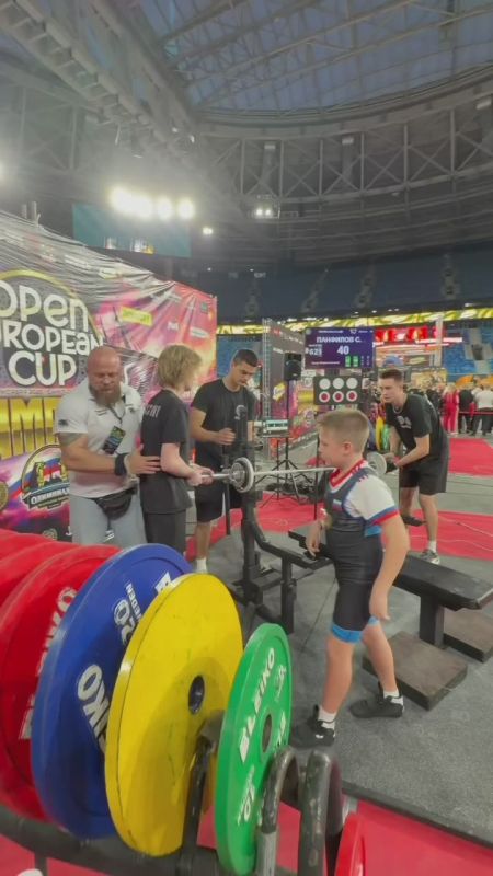 8-ЛЕТНИЙ ИРКУТЯНИН УСТАНОВИЛ МИРОВОЙ РЕКОРД В ЖИМЕ ЛЁЖА!