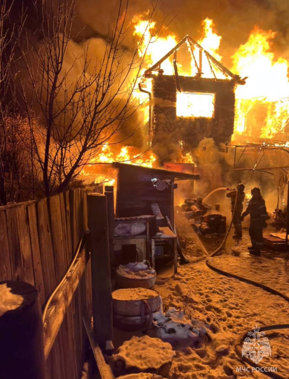 Короткое замыкание включенной в сеть теплопушки привело к пожару в Иркутске