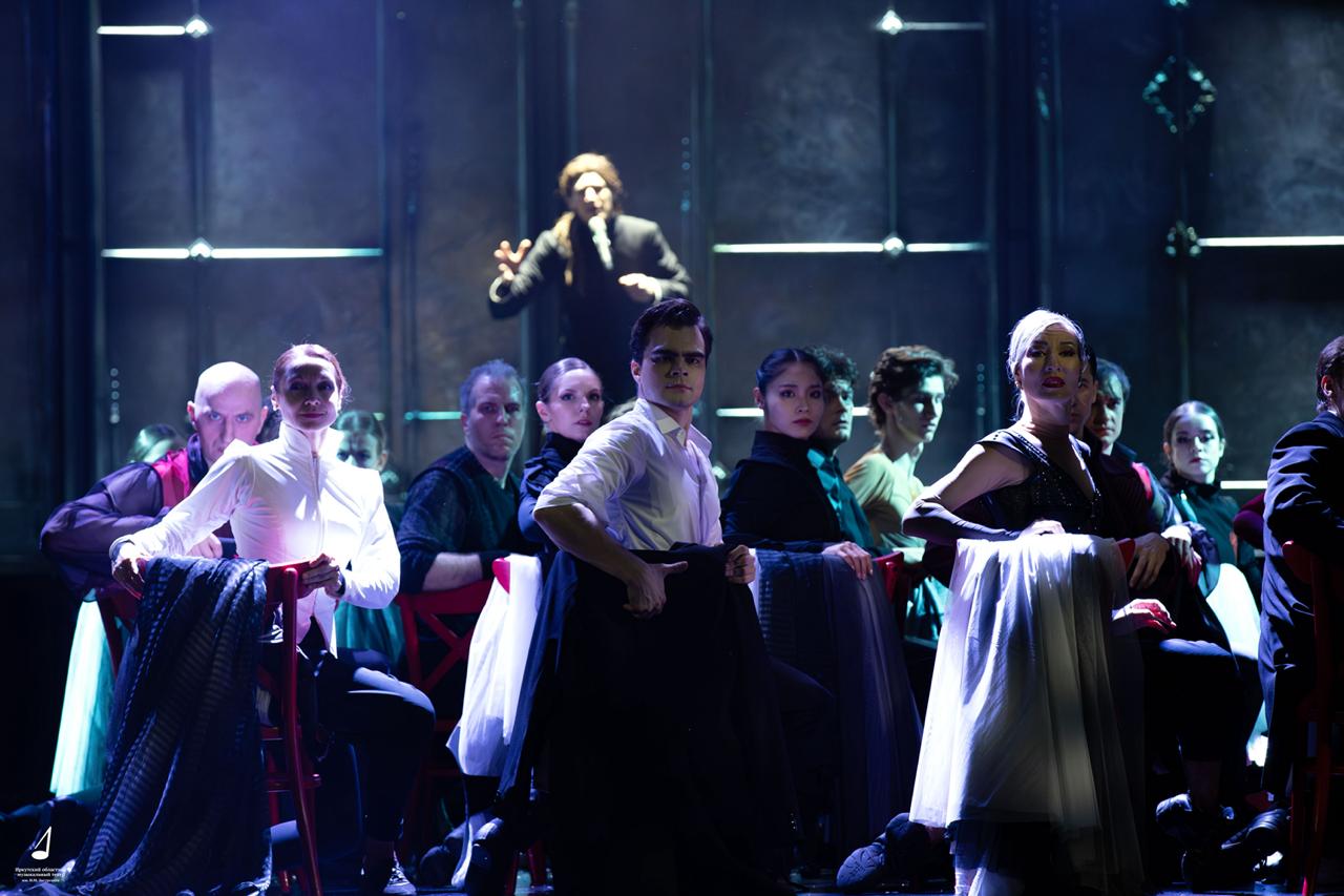 «Ромео и Джульетту» в современном стиле поставили в Иркутском музыкальном театре «Ромео и Джульетту» в современном стиле поставили в Иркутском музыкальном театре