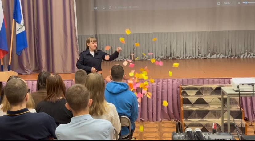 В Нижнеилимском районе для студентов прошёл краш-курс «Жизнь одна — береги ее всегда»