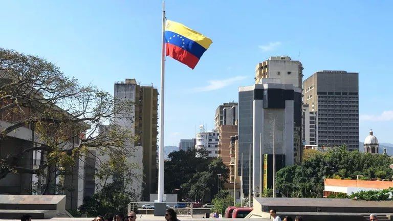 Венесуэла поблагодарила Россию за призыв осудить военное присутствие США