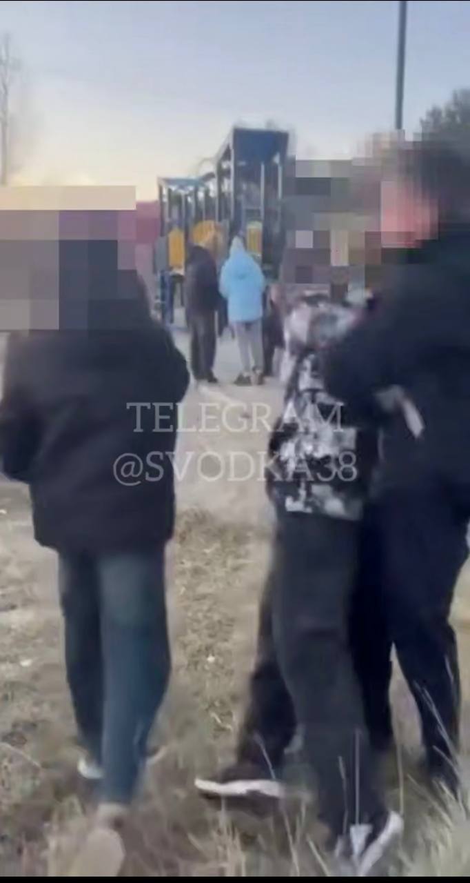 Подростки подрались в Шелеховском районе — теперь в инциденте разбирается полиция