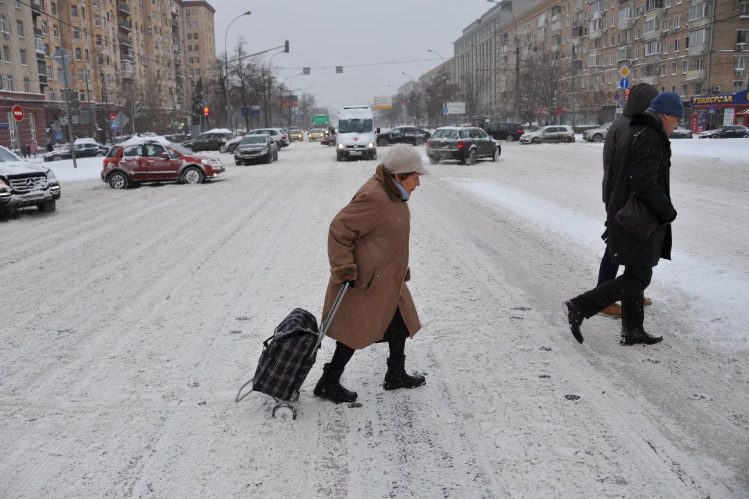 В Братске водитель «Рено Логана» сбил на пешеходе 89-летнюю пенсионерку