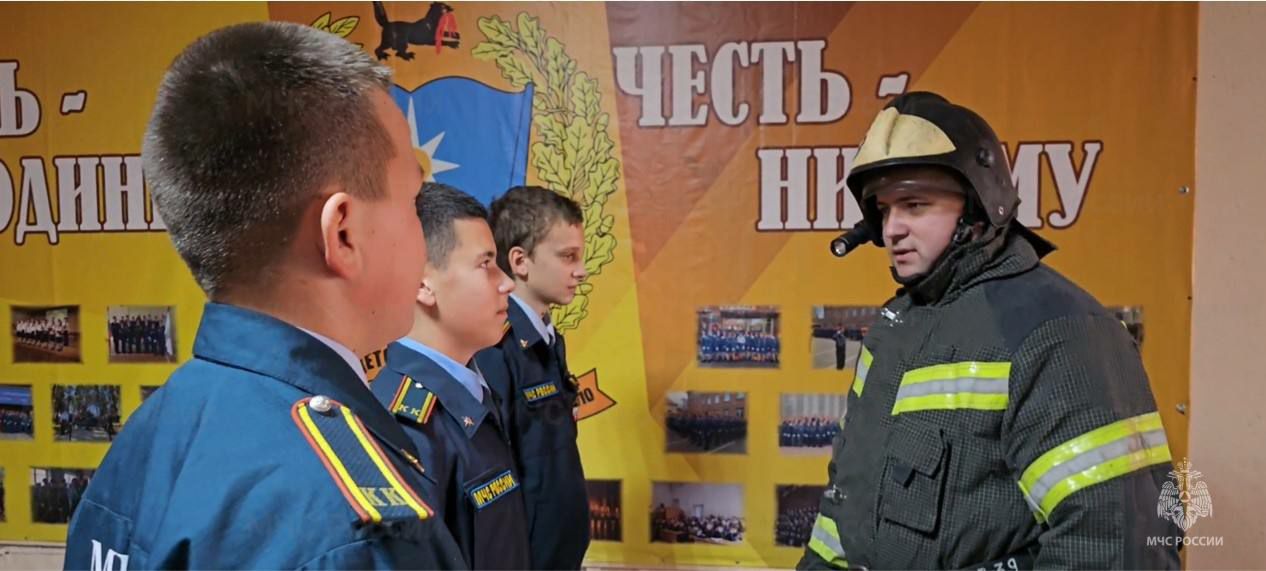 Четыреста семьдесят учащихся приняли участие в XI региональном слете кадет МЧС