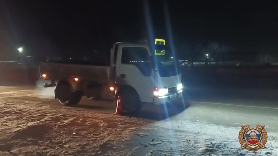 В Свирске сотрудники полиции разбираются в обстоятельствах ДТП, в результате которого получила травмы несовершеннолетняя