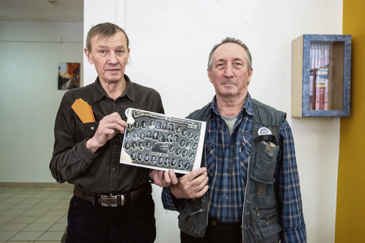 В прошлую субботу в актовом зале школы № 15 прошла необычная линейка: вынос флага, гимн России, приветственные речи, а после ученики разошлись на уроки