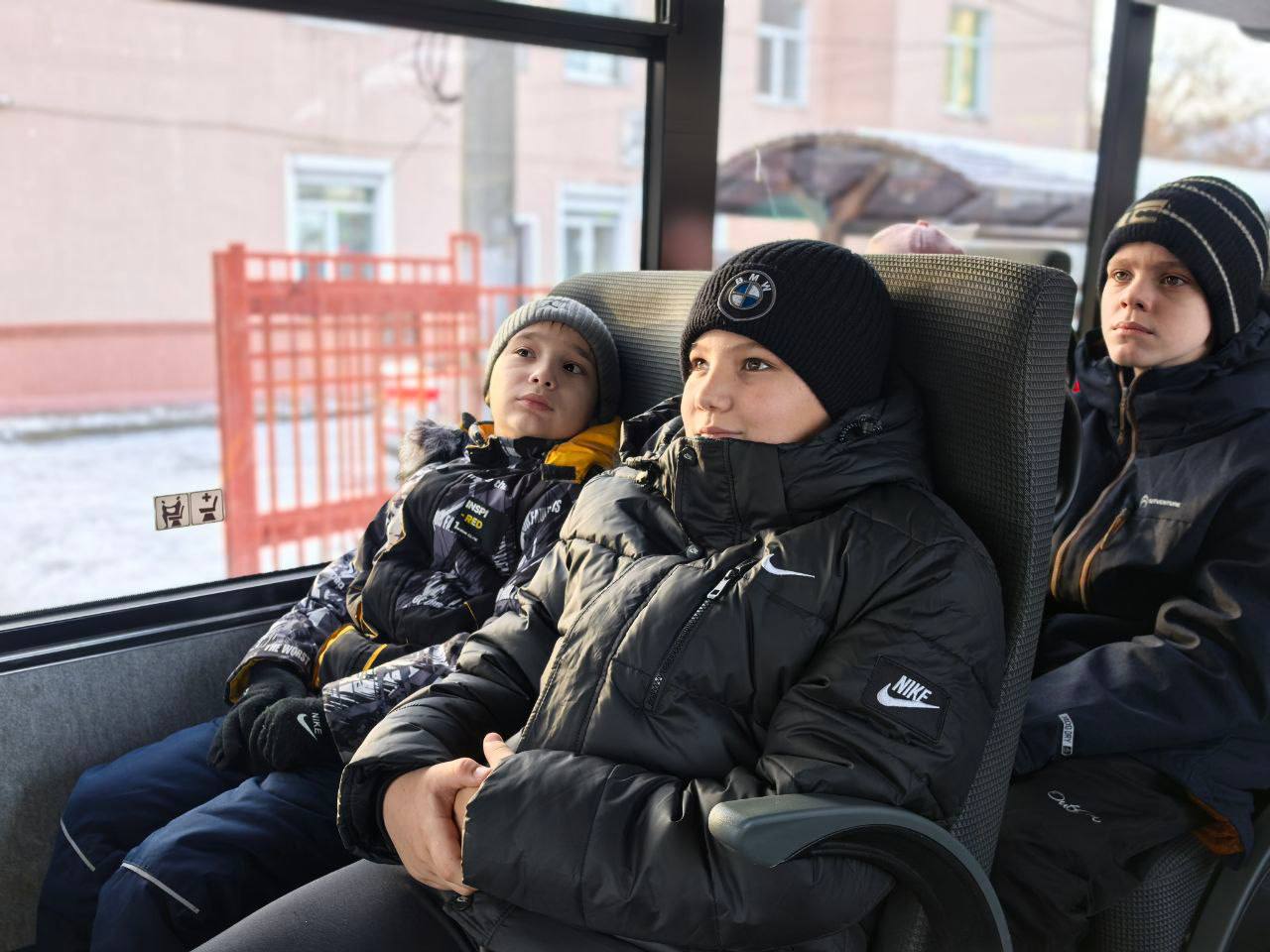 Агитационный автобус Госавтоинспекции провел выездной урок в иркутской школе Агитационный автобус Госавтоинспекции провел выездной урок в иркутской школе