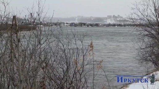 Не поддаемся осенней хандре! Смотрим на красавицу Ангару, и вспоминаем стихотворение Роберта Фроста «Моя ноябрьская гостья»:
