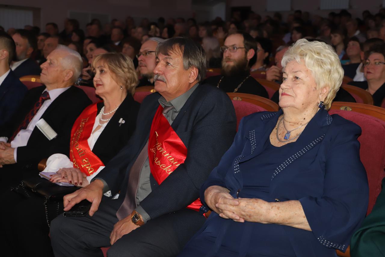 В Усольском районе впервые вручили знак «Общественное признание» В Усольском районе впервые вручили знак «Общественное признание»