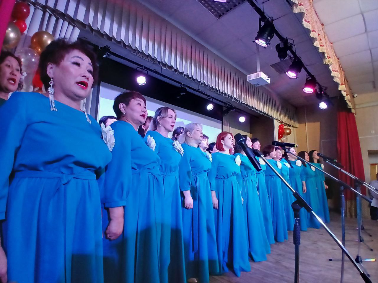 Осинский район отметил 50-летний юбилей Осинский район отметил 50-летний юбилей