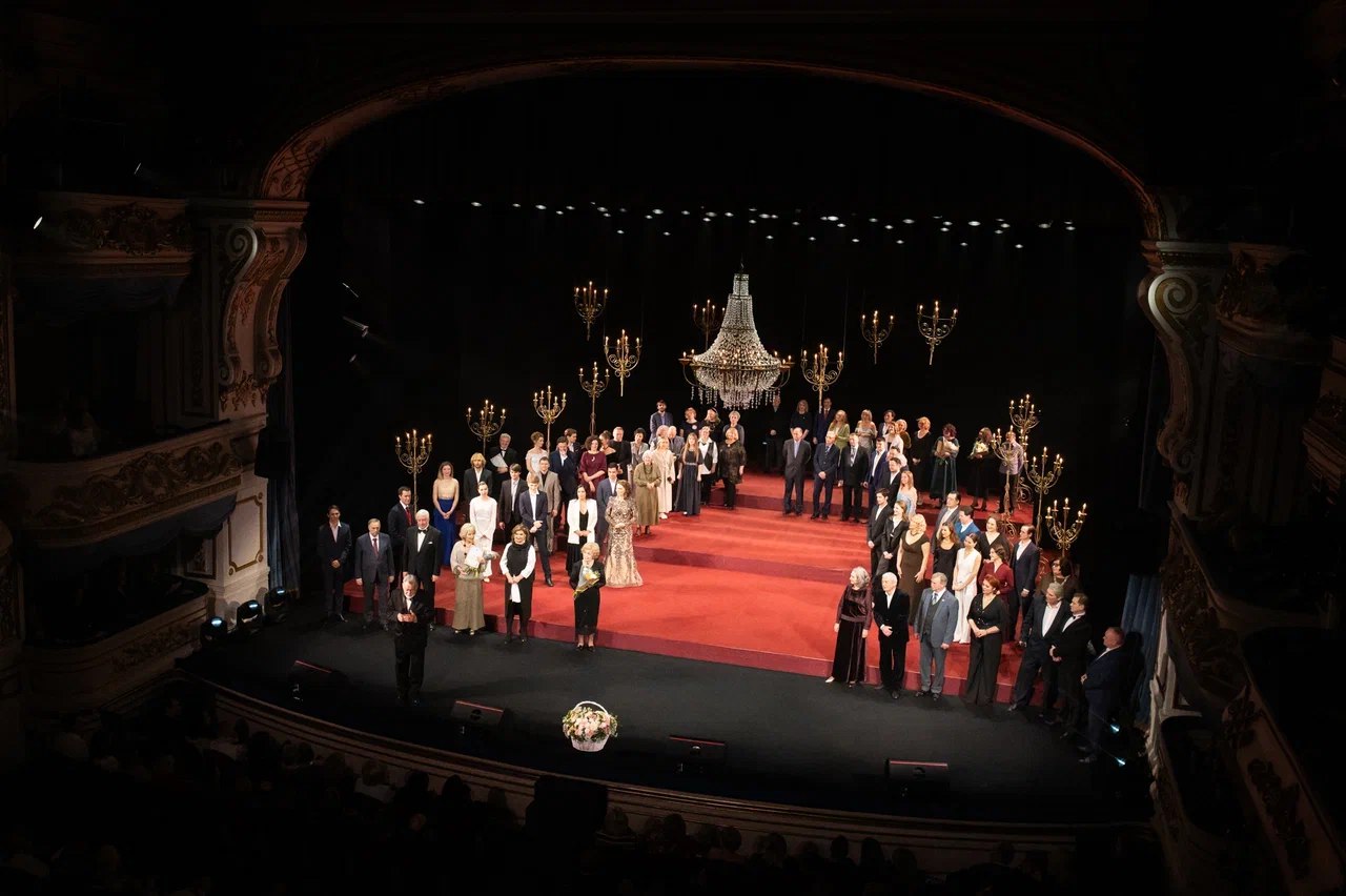 Завершился цикл мероприятий, посвященных 175-летию иркутского драмтеатра Завершился цикл мероприятий, посвященных 175-летию иркутского драмтеатра