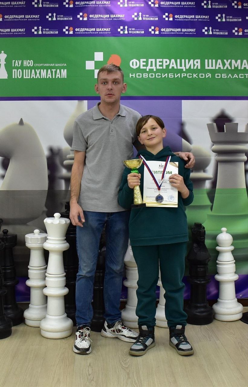 Спортсмены Приангарья выиграли 12 медалей на первенстве Сибирского федерального округа по шахматам, которое с 31 октября по 10 ноября проходило в Новосибирске