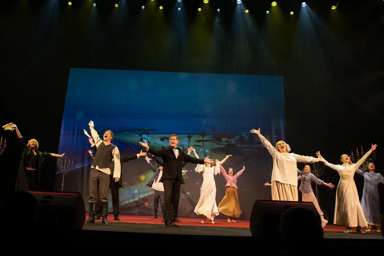 Завершился цикл мероприятий, посвященных 175-летию иркутского драмтеатра Завершился цикл мероприятий, посвященных 175-летию иркутского драмтеатра