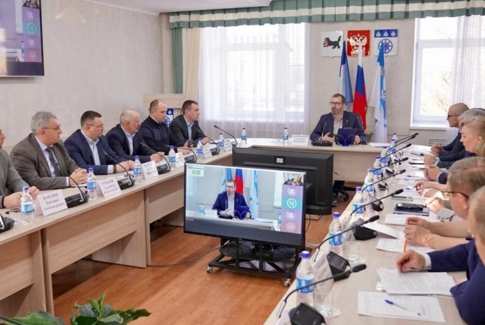 Во время рабочей поездки депутатов Законодательного Собрания состоялось совещание, посвященное качеству и доступности услуг почтовой связи в регионе