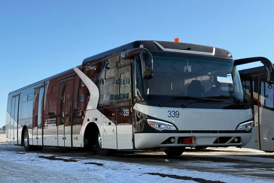 В аэропорту Иркутска появился новый перронный автобус