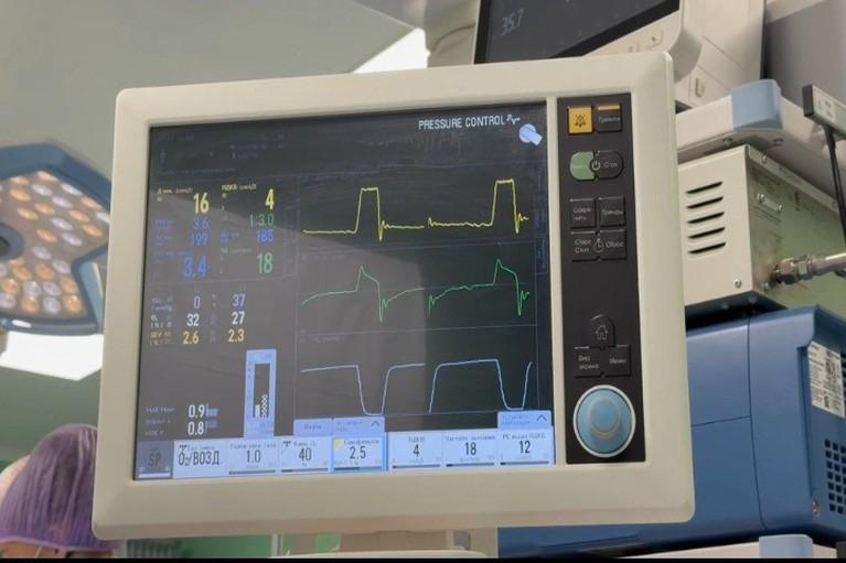 В Иркутске хирурги успешно прооперировали ребенка с редким заболеванием