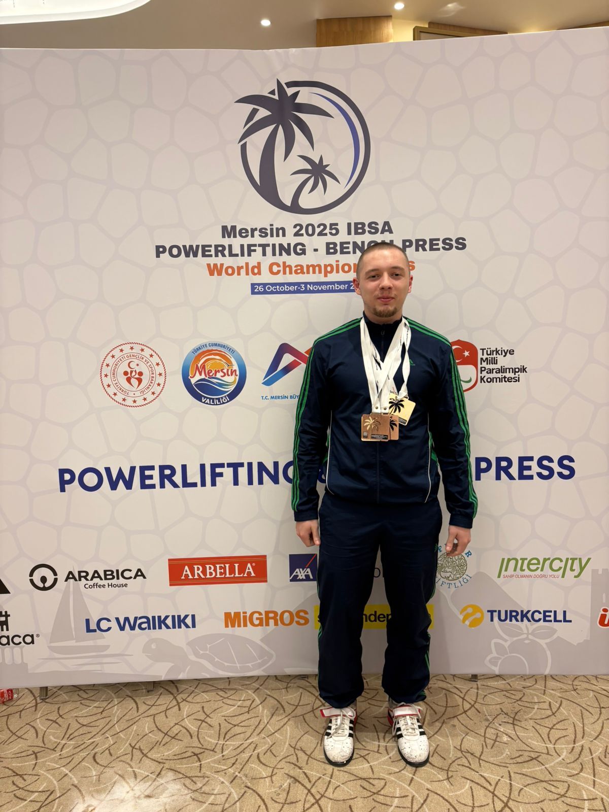 Иркутский спортсмен Иван Парщиков завоевал четыре медали на чемпионате мира по пауэрлифтингу по спорту слепых в дисциплинах «жим лежа» и «троеборье»