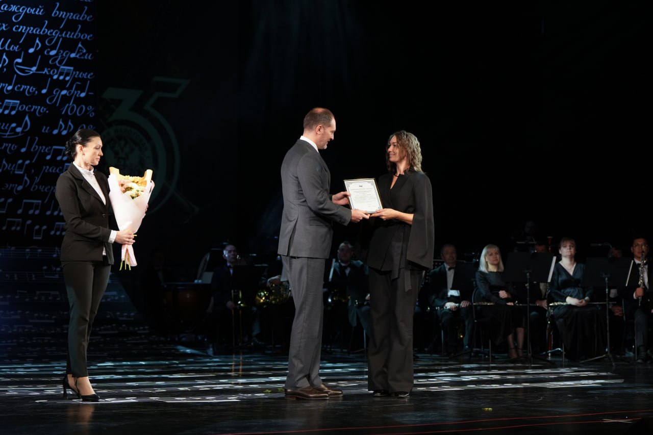 В Иркутской области отметили 35-летие Федеральной налоговой службы России В Иркутской области отметили 35-летие Федеральной налоговой службы России