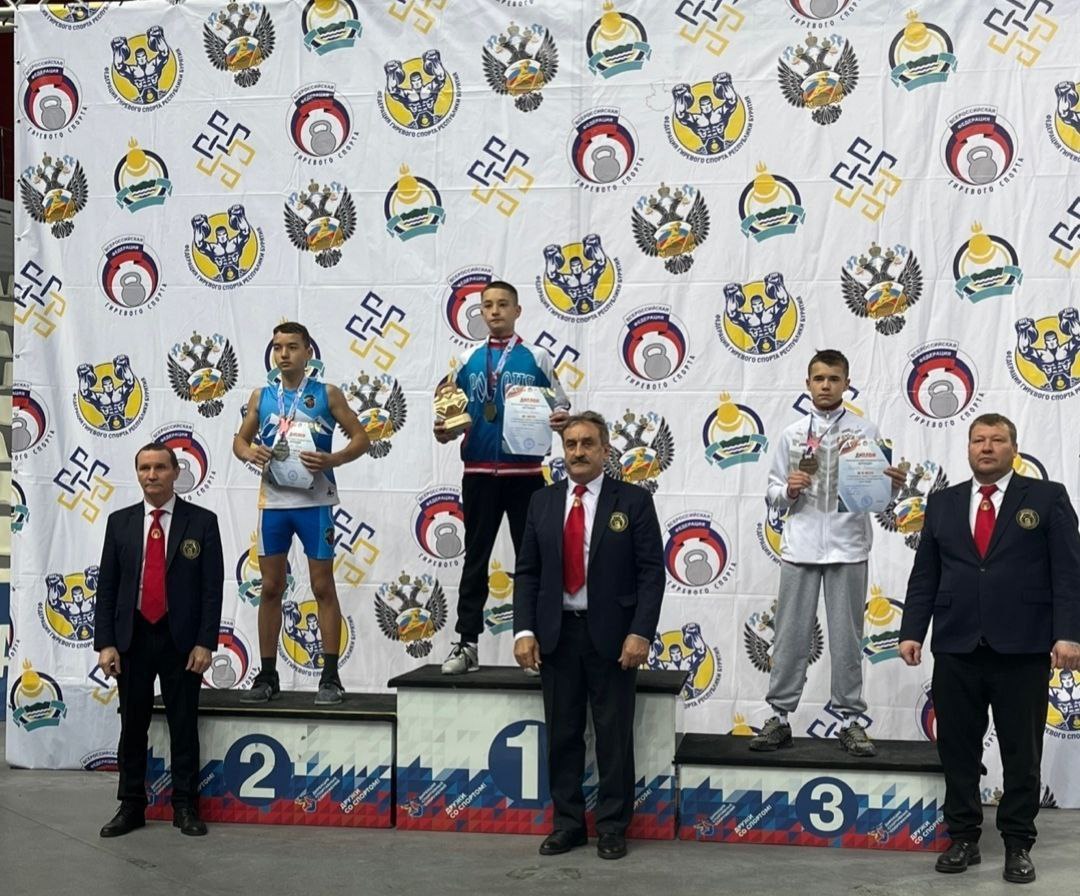 Спортсмены Приангарья завоевали целую россыпь медалей на международных и всероссийских соревнованиях по гиревому спорту на призы ЗМС Сергея Леонова Спортсмены Приангарья завоевали целую россыпь медалей на международных и всероссийских соревнованиях по гиревому спорту на призы ЗМС Сергея Леонова