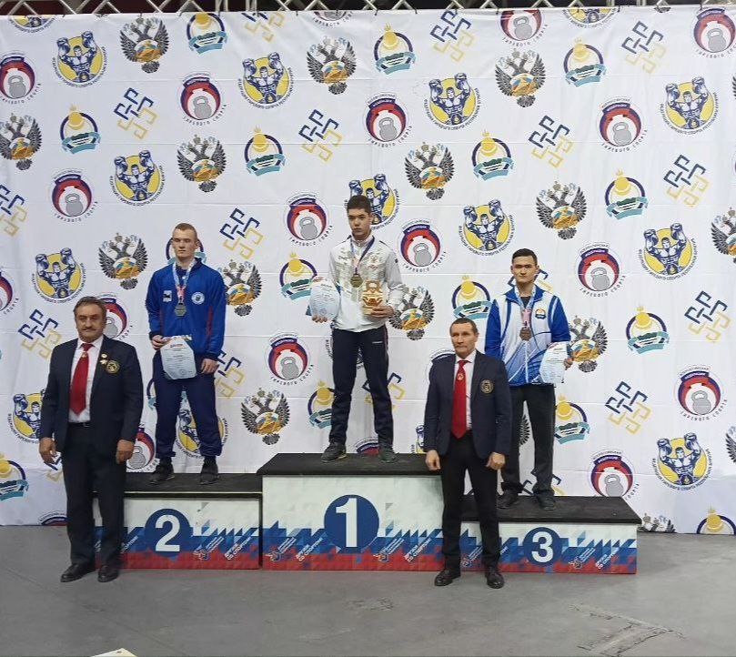 Спортсмены Приангарья завоевали целую россыпь медалей на международных и всероссийских соревнованиях по гиревому спорту на призы ЗМС Сергея Леонова Спортсмены Приангарья завоевали целую россыпь медалей на международных и всероссийских соревнованиях по гиревому спорту на призы ЗМС Сергея Леонова