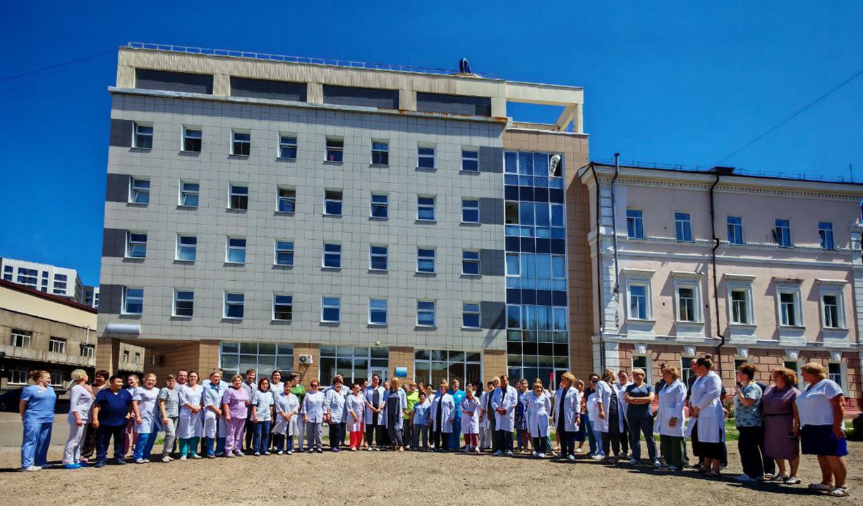 Коллектив иркутской Ивано-Матренинской детской клинической больницы награжден орденом Пирогова за значительный вклад в развитие отечественной медицинской науки и успешное внедрение инновационных технологий в практическое... Коллектив иркутской Ивано-Матренинской детской клинической больницы награжден орденом Пирогова за значительный вклад в развитие отечественной медицинской науки и успешное внедрение инновационных технологий в практическое...