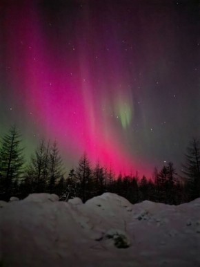 С добрым утром. На фото — полярные сияния в Мирном