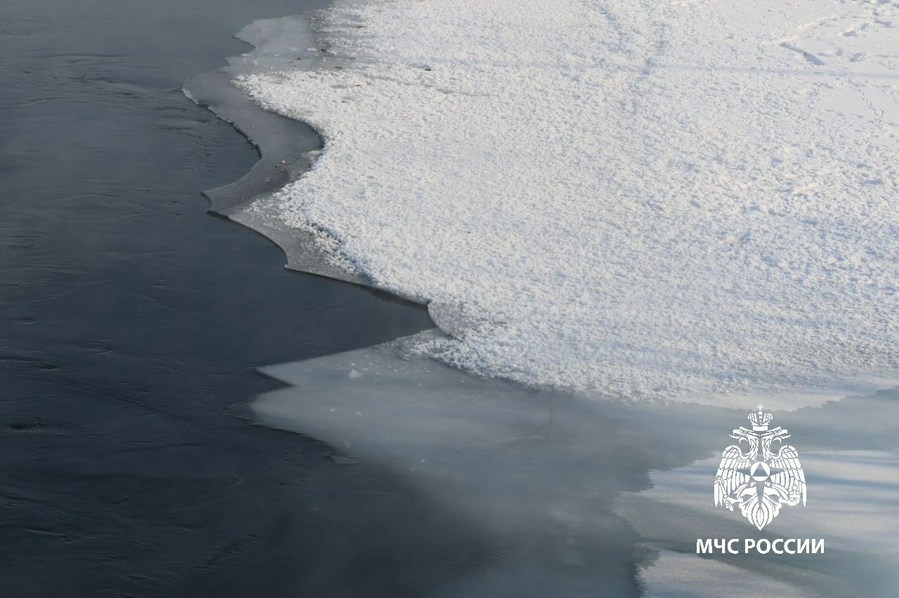 Становление льда идет на водоемах Иркутской области