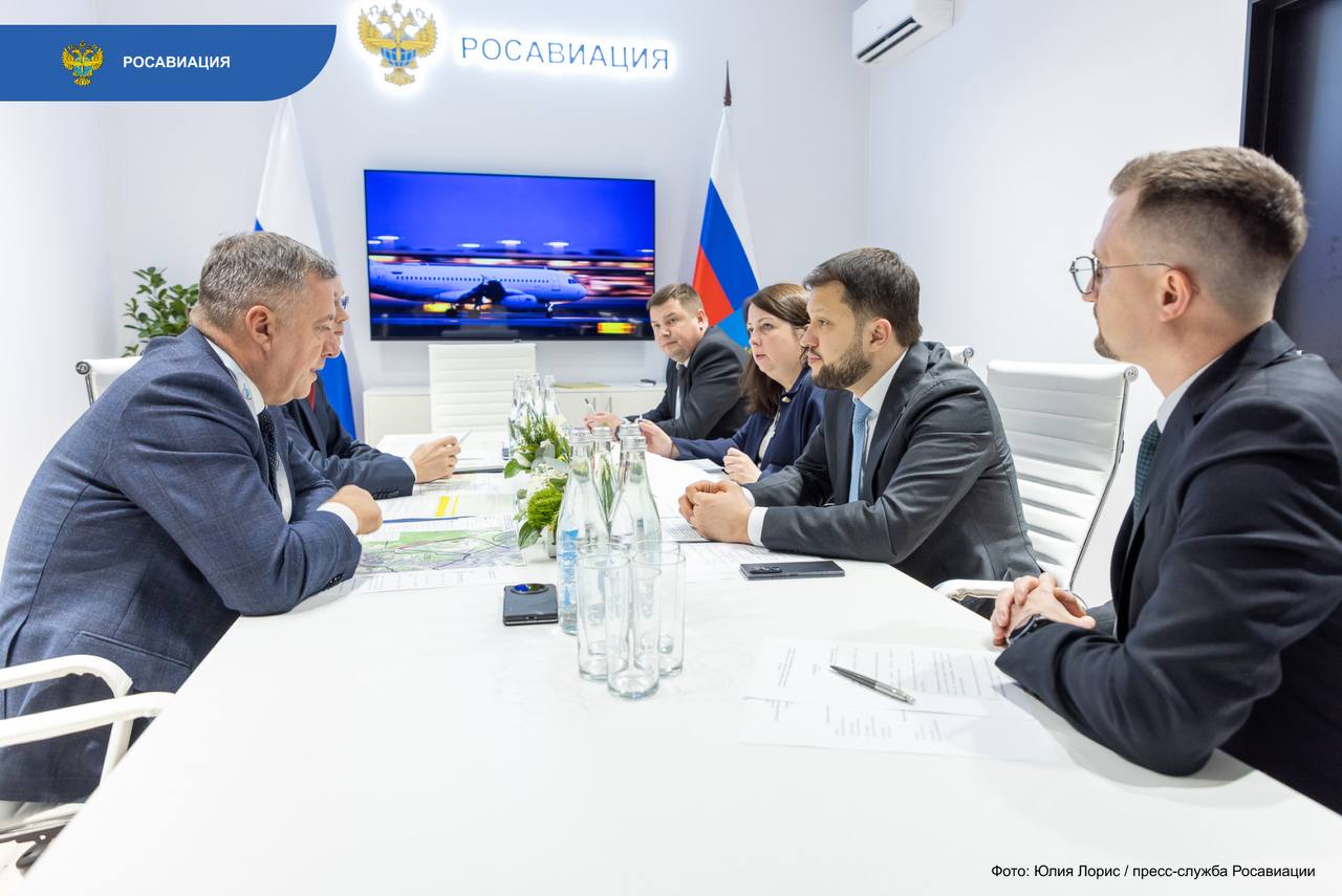 Подготовку к строительству нового аэропорта Иркутска обсудили глава Росавиации Дмитрий Ядров и Губернатор Игорь Кобзев Подготовку к строительству нового аэропорта Иркутска обсудили глава Росавиации Дмитрий Ядров и Губернатор Игорь Кобзев