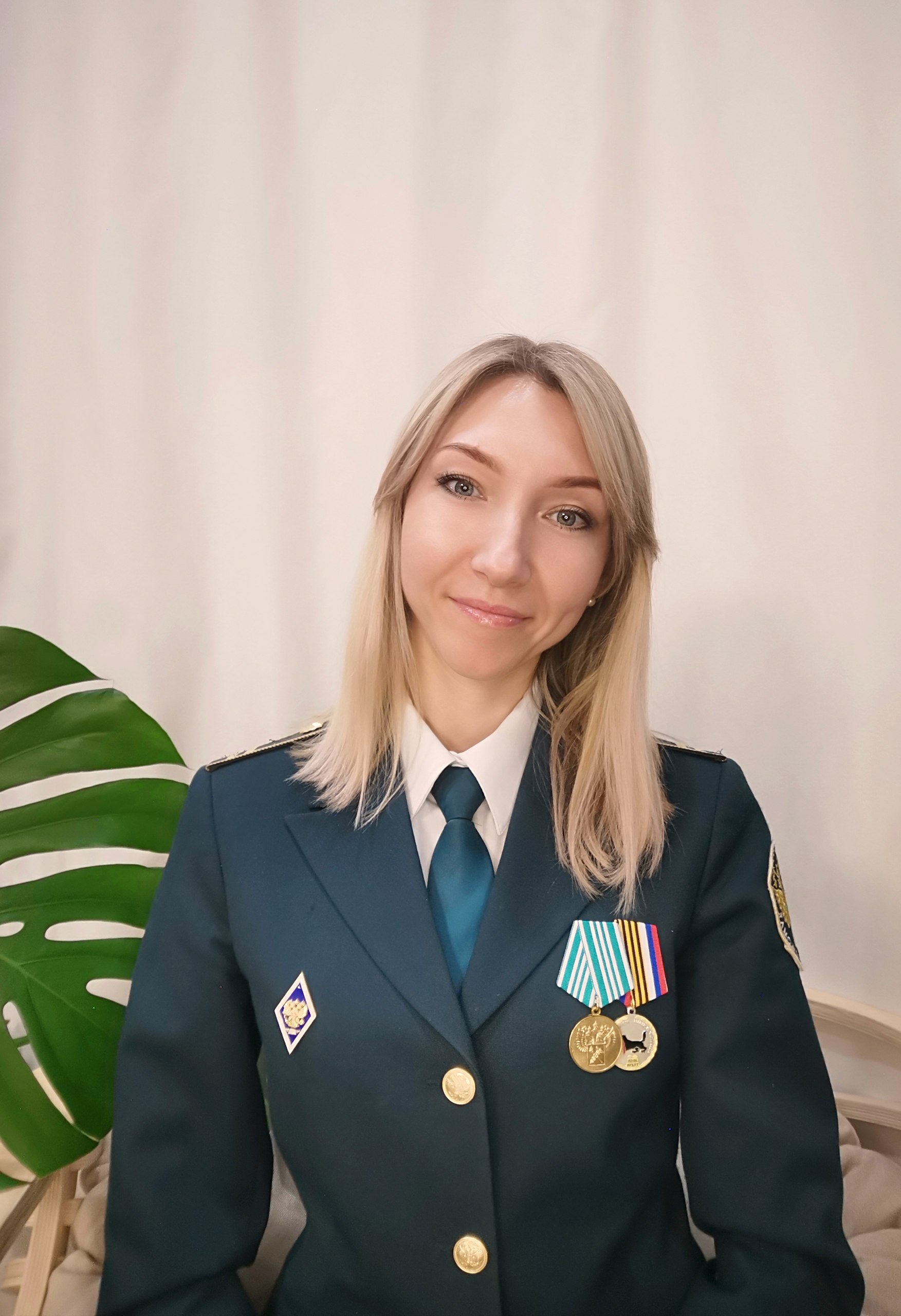 Начальник отделения инспектирования и профилактики правонарушений Иркутской таможни Мария Сорокина - новая участница фотоконкурса «Краса Иркутской таможни - 2025»