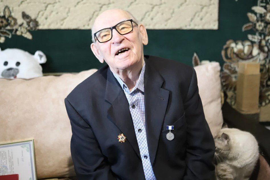 ��� �������� ��������� �� 100-������ ������� �������� ������� ������������� ����� ������� ����������