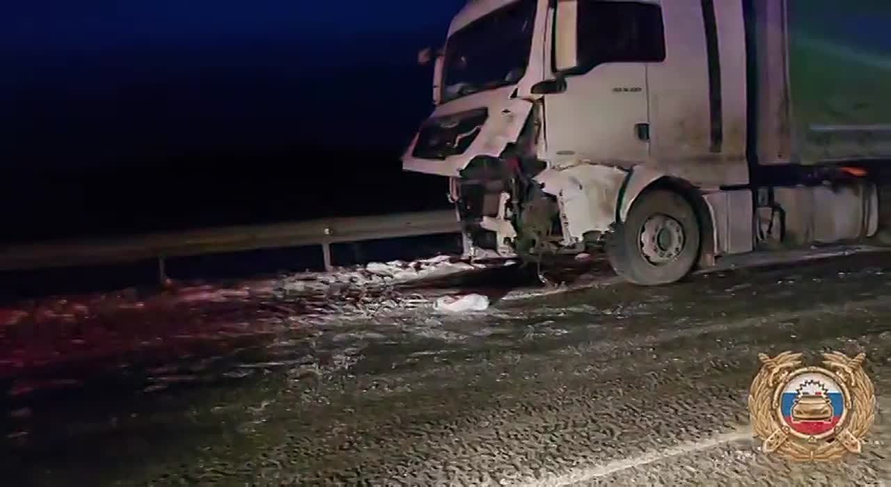 Четыре человека, среди которых трое детей, погибли в аварии в Иркутской области