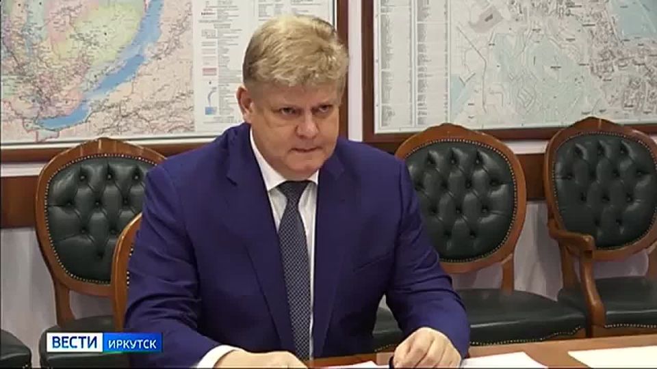 Губернатор Игорь Кобзев рассказал полпреду президента в СФО Анатолию Серышеву о работе в регионе