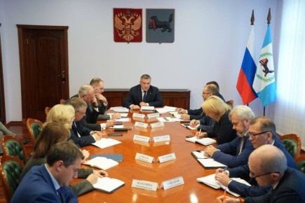 Реализацию антикризисного плана обсудили на оперативном совещании в Правительстве региона