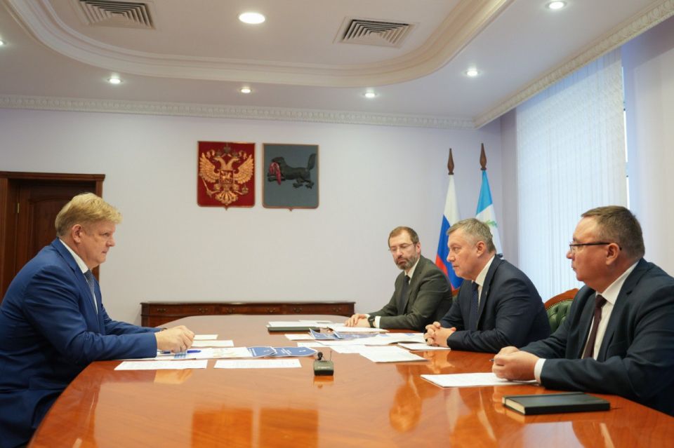 Игорь Кобзев: Социальные обязательства остаются у Правительства Иркутской области в приоритете