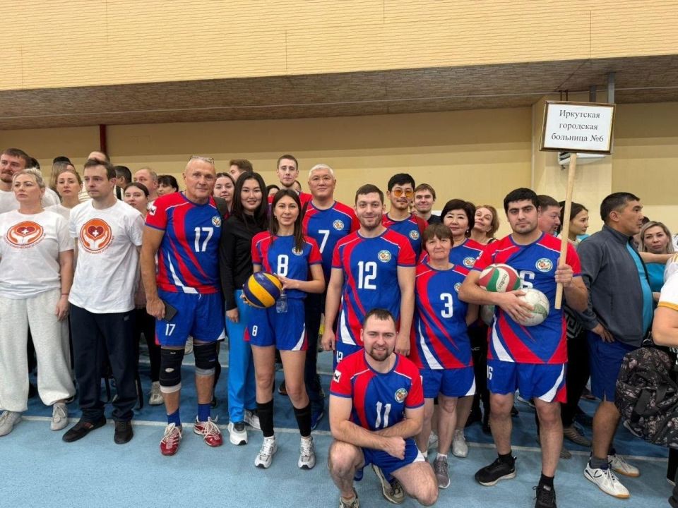 А вы видели хирургов в футбольной форме и бутсах?