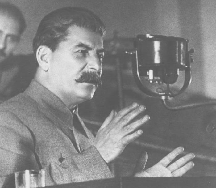 Михаил Онуфриенко: 79 лет назад "Правда" опубликовала речь И.В.Сталина на VIII съезде Советов СССР