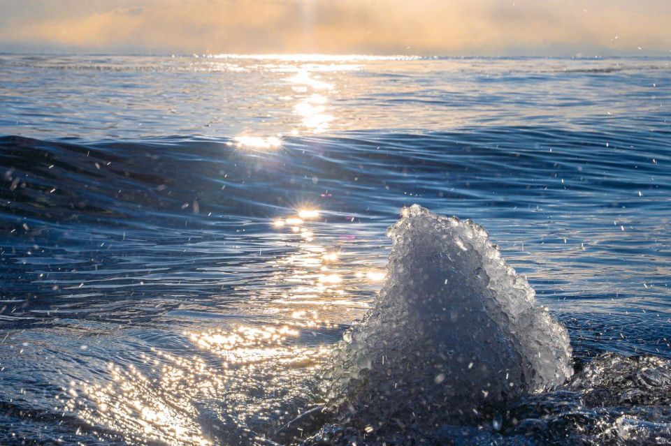 Байкал в ноябре. Любуемся волнами и ждем крепкий лед