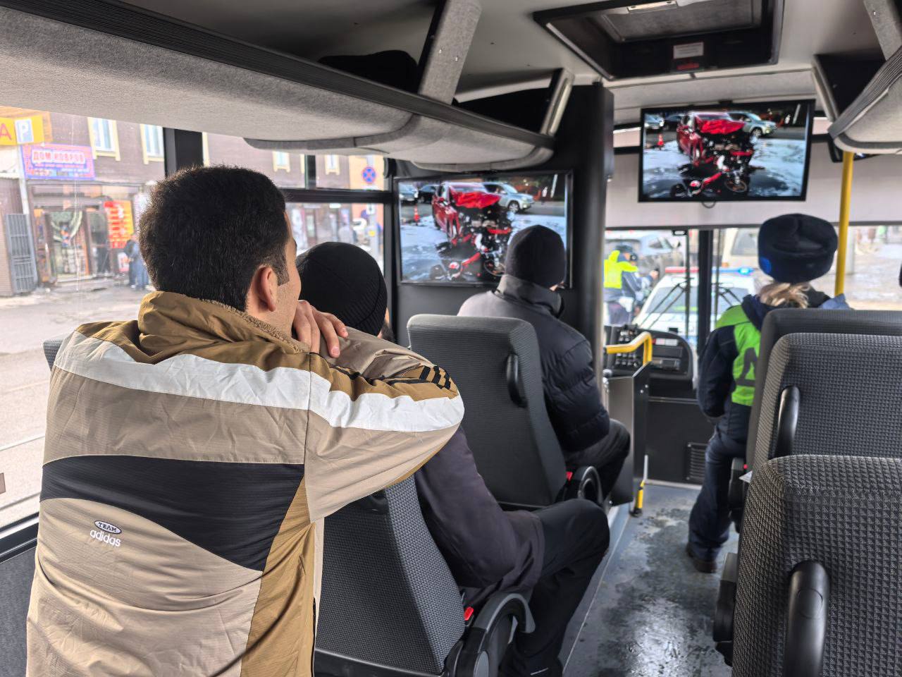 В Иркутске прошло профилактическое мероприятие «Внимание-пешеход!» В Иркутске прошло профилактическое мероприятие «Внимание-пешеход!»